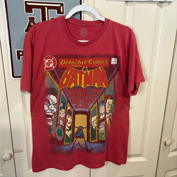 Detective Comics Batman T-shirt - Picture 3 of 7